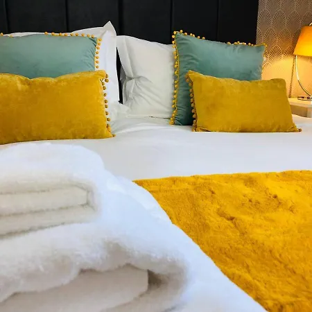 Daire Domus, Parking Available On Request