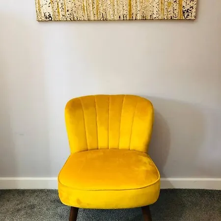 Domus, Parking Available On Request Daire