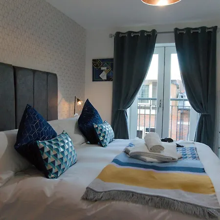 Domus, Parking Available On Request Lägenhet *